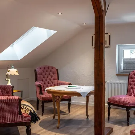 Rote Haus - Hohnemichels *