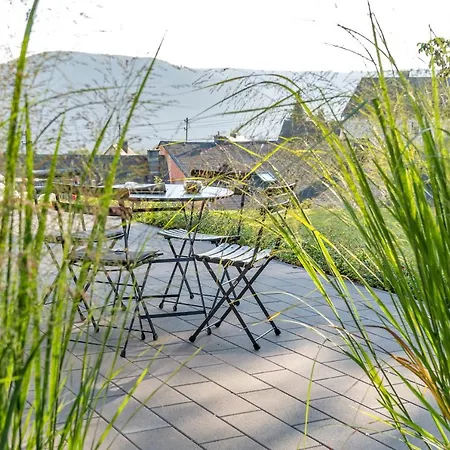 Rote Haus - Hohnemichels アパート