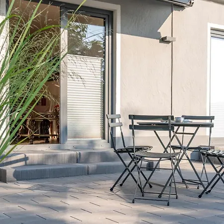 Rote Haus - Hohnemichels アパート